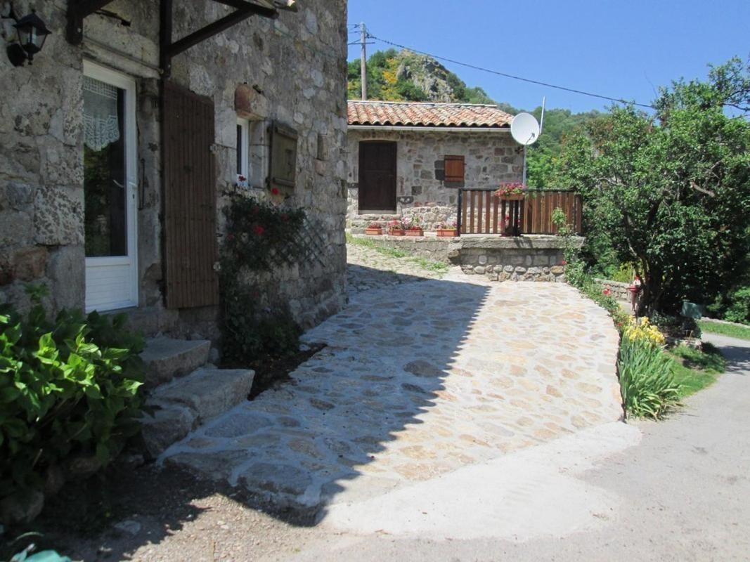 La Bombine Villa Pereyres Exteriör bild